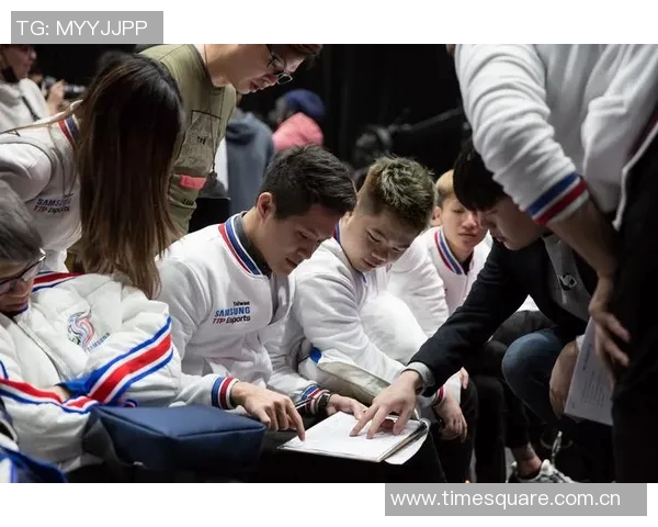 瓦杜兹与奥德格伦兰的精彩对决分析与赛前展望