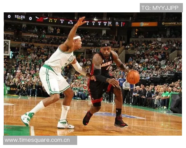 詹姆斯与凯尔特人对决精彩瞬间回顾与分析图解