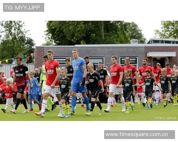 阿斯顿维拉主场迎战诺丁汉全力争胜的精彩对决 阿斯顿维拉主场迎战诺丁汉全力争胜的精彩对决