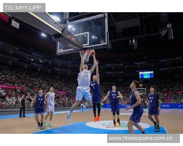 广州篮球队灵活性对比分析及其对比赛策略的影响探讨 广州篮球队灵活性对比分析及其对比赛策略的影响探讨