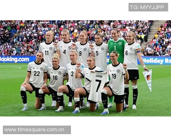 德国女足对决丹麦女足激战正酣精彩瞬间不容错过