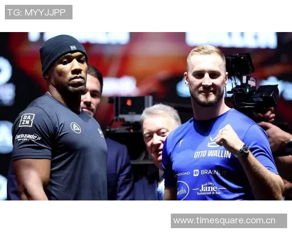 泰森与美洲豹的巅峰对决谁能笑到最后的搏击传奇 泰森与美洲豹的巅峰对决谁能笑到最后的搏击传奇